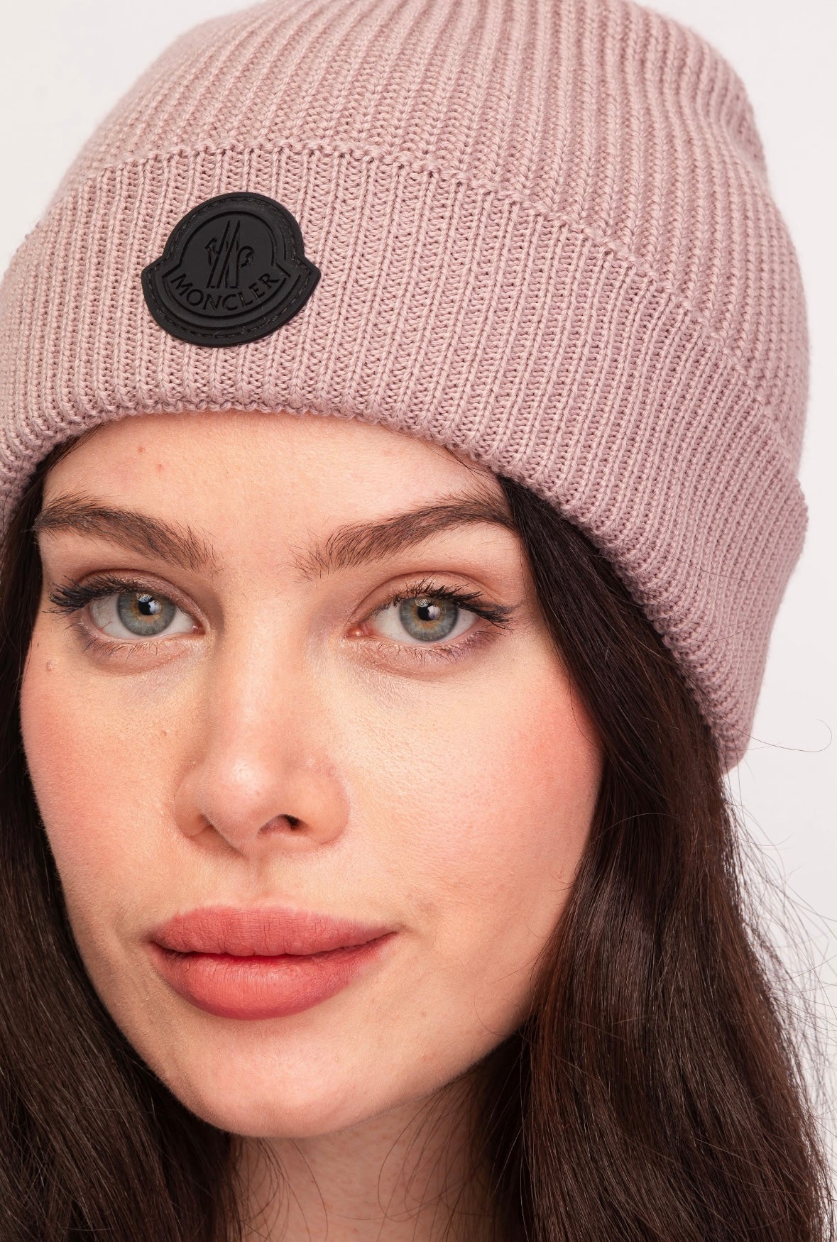 MONCLER GORRO DE LÃ