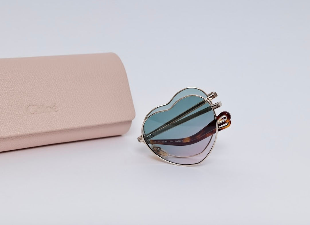 OCULOS DE SOL CORAÇÃO CHLOÉ AZUL